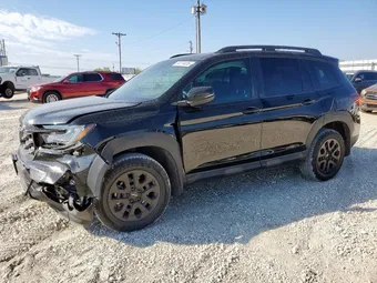 2023 Honda Passport 5FNYF8H60PB003145