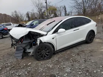 2016 Tesla Model X 5YJXCBE22GF006633