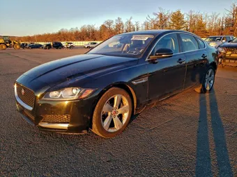 2018 Jaguar XF SAJBS4FX0JCY70752