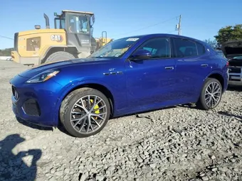 2023 Maserati Grecale ZN682AVAXP7416321