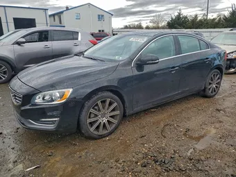 2018 Volvo S60 LYV402TKXJB171353