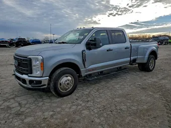 2023 Ford F350 1FT8W3CM7PEC08813