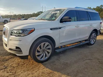 2024 Lincoln Navigator 5LMJJ2NG1REL22092