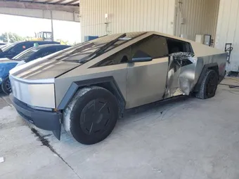 2024 Tesla Cybertruck 7G2CEHED3RA053731