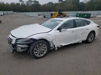 2018 Lexus LS 500 JTHB51FF3J5003361