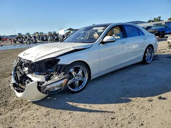 2014 Mercedes-Benz S-Class WDDUG8CB3EA061214