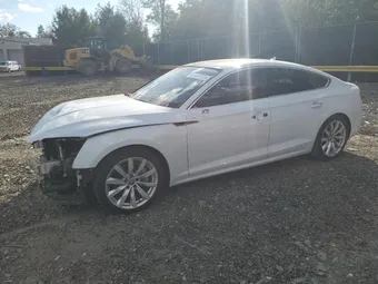 2018 Audi A5 WAUBNCF56JA092528