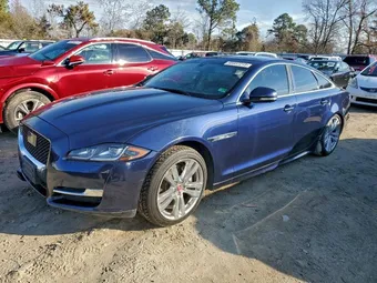 2016 Jaguar XJ-Series SAJWJ1CD0G8W02051