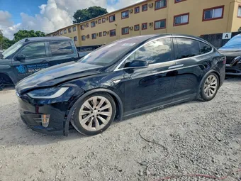 2016 Tesla Model X 5YJXCBE27GF022150