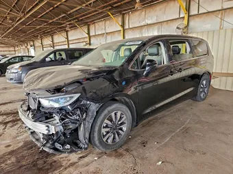 2023 Chrysler Pacifica Hybrid 2C4RC1L7XPR603972