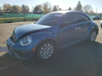 2018 Volkswagen Beetle 3VWFD7AT2JM719729