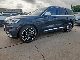 2020 Lincoln Aviator 5LM5J9XC2LGL35613
