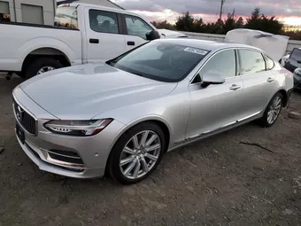 2018 Volvo S90 LVY992ML9JP005972