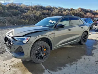 2022 Audi e-tron CHR WA1VABGE4NB039373