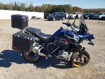 2024 BMW R-Series WB10M1305R6K33949