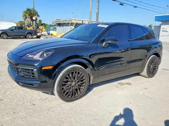 2022 Porsche Cayenne WP1AA2AY2NDA04020