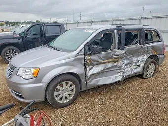 2015 Chrysler Town & Country 2C4RC1BG8FR742255