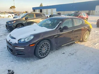 2016 Porsche Panamera WP0AA2A71GL004656
