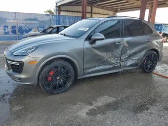 2016 Porsche Cayenne WP1AD2A26GLA77936