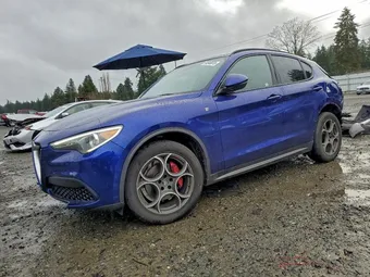 2022 Alfa Romeo Stelvio ZASPAKBN6N7D46138