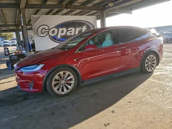 2019 Tesla Model X 5YJXCBE42KF200217