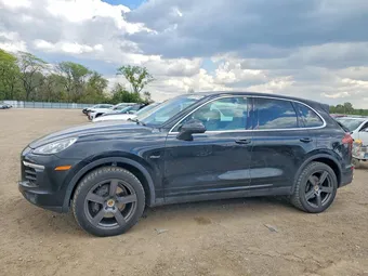 2016 Porsche Cayenne WP1AF2A26GLA40525