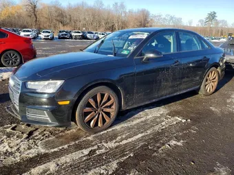 2018 Audi A4 WAUDNAF48JA040323