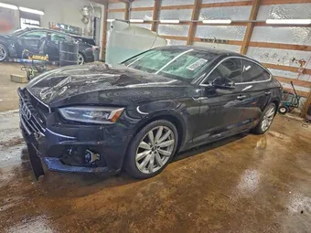 2018 Audi A5 WAUCNCF56JA058464