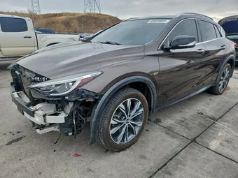 2018 Infiniti QX30 SJKCH5CR0JA047986