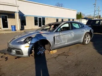 2018 Porsche Panamera WP0AA2A77JL118796