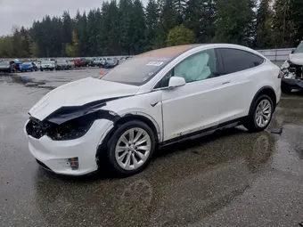 2020 Tesla Model X 5YJXCDE21LF230949