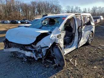 2024 Chrysler Pacifica Hybrid 2C4RC1S79RR111731