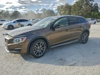 2016 Volvo V60 YV4612HK4G1014915