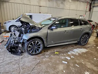 2017 Volvo V60 YV440MWK1H1036056