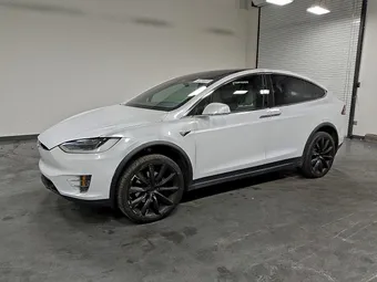 2018 Tesla Model X 5YJXCBE21JF138919