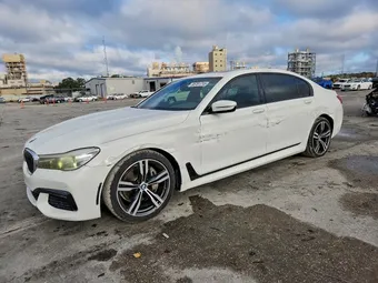2017 BMW 7 Series WBA7E2C52HG739342