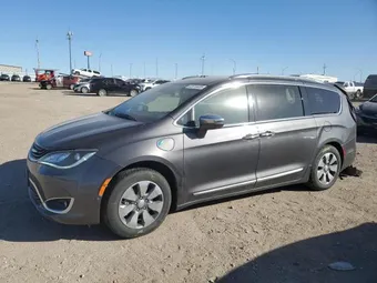 2018 Chrysler Pacifica Hybrid 2C4RC1N7XJR365237