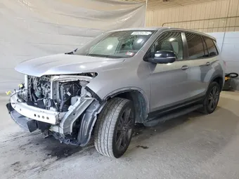 2019 Honda Passport 5FNYF8H58KB018346