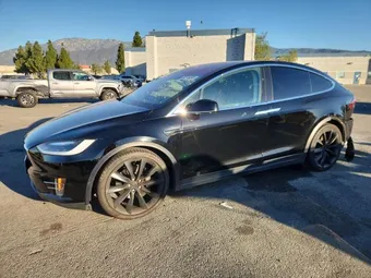 2016 Tesla Model X 5YJXCDE23GF026370
