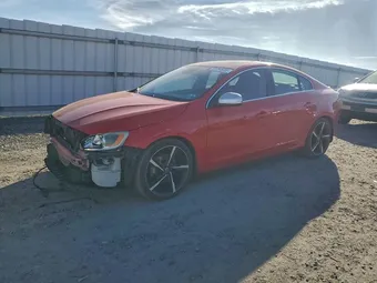 2016 Volvo S60 YV149MTS4G2415584