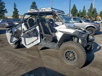 2019 Polaris RZR 3NSVFE926KF580721