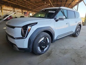 2025 Kia EV9 5XYAFFS59SG001031
