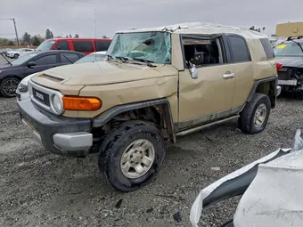 2014 Toyota FJ Cruiser JTEBU4BF5EK207044