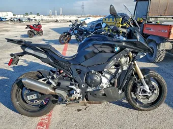 2023 BMW S WB10E4306P6G42542