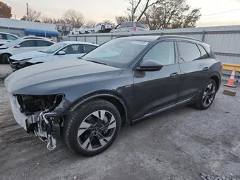 2021 Audi e-tron WA1AAAGE3MB013466