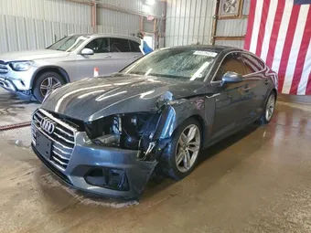2019 Audi A5 WAUBNCF52KA005158