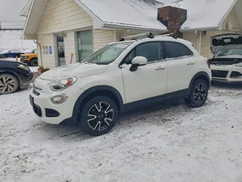 2016 Fiat 500X ZFBCFYBT0GP330316