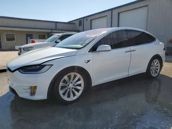 2017 Tesla Model X 5YJXCBE25HF050479