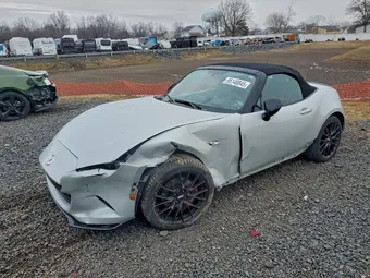 2017 Mazda MX-5 Miata JM1NDAC7XH0120036