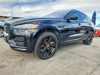 2017 Jaguar F-PACE SADCL2BV0HA071847